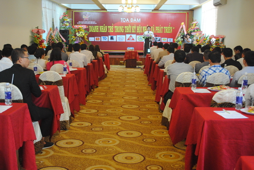Đông đảo doanh nhân trẻ tỉnh Gia Lai tham dự buổi tọa đàm